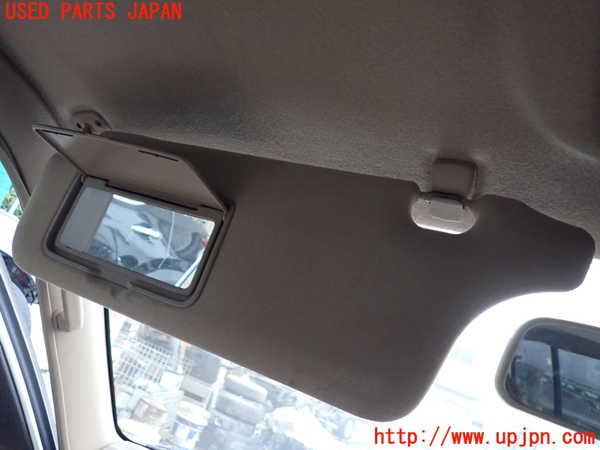 1UPJ-9233237630]ビッグホーン(UBS26GW)室内サンバイザー左側 中古_3