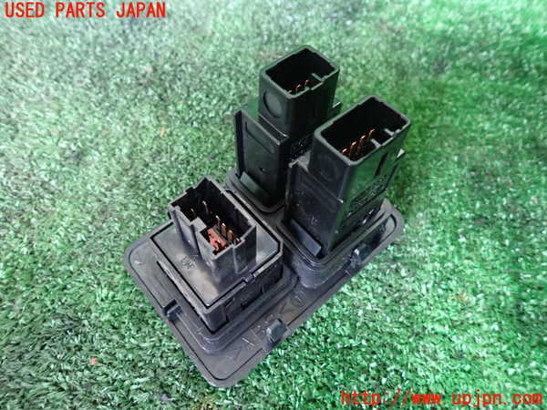 1UPJ-9233236280]ビッグホーン(UBS26GW)ミラースイッチ 中古_2