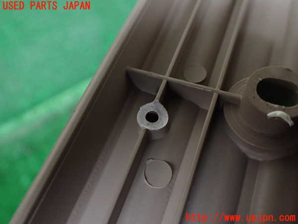 1UPJ-9233237771]ビッグホーン(UBS26GW)ラゲッジトレイ1 中古_3