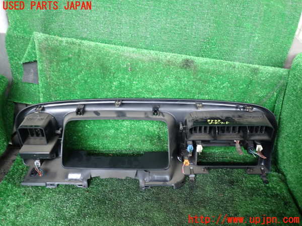 1UPJ-9233237510]ビッグホーン(UBS26GW)メーターフード 中古_5