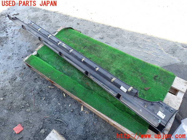 1UPJ-9233241390]マセラティ・クアトロポルテ(MQP30A)右サイドステップ 中古_3