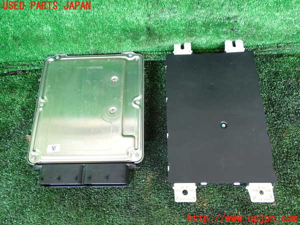 1UPJ-9233246110]マセラティ・クアトロポルテ(MQP30A)エンジンコンピューター 中古_4
