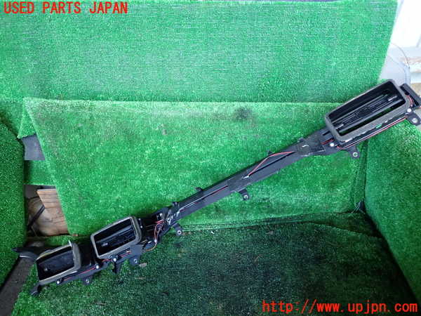 1UPJ-9233247526]マセラティ・クアトロポルテ(MQP30A)エアコン吹き出し口1 (真中) ジャンク部品取り_5