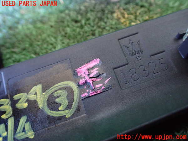 1UPJ-9233247693]マセラティ・クアトロポルテ(MQP30A)内装トリム類3 中古_3