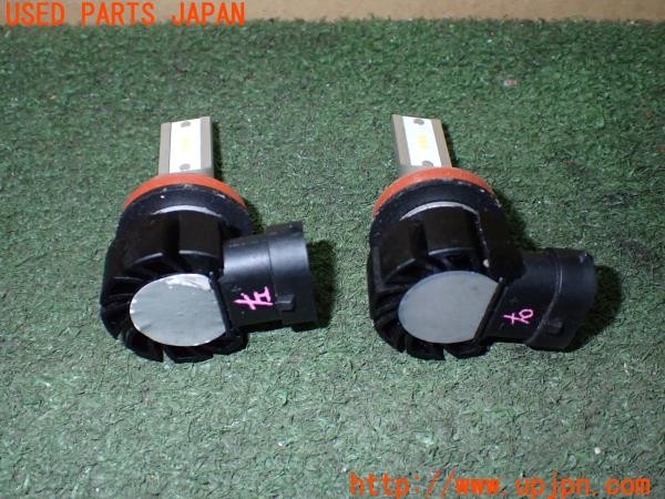 3UPJ=9233250512]コルト ラリーアート バージョンR(Z27AG)中期 社外 LEDバルブ フォグランプ H11 12V 中古_4