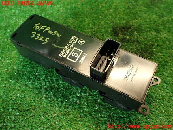 2UPJ-9233256240]コルト ラリーアート バージョンR(Z27AG)右前パワーウィンドウスイッチ 中古_4