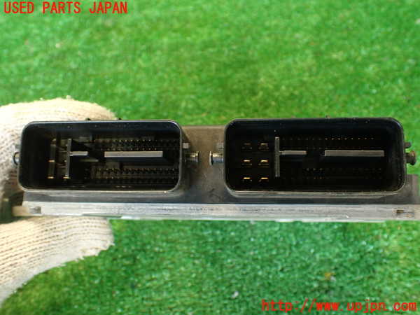 2UPJ-9233256110]コルト ラリーアート バージョンR(Z27AG)エンジンコンピューター 中古_3