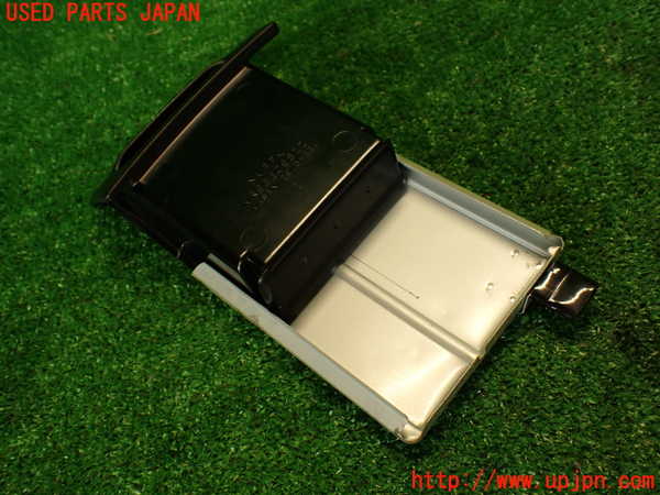 2UPJ-9233257821]コルト ラリーアート バージョンR(Z27AG)灰皿1 中古_4