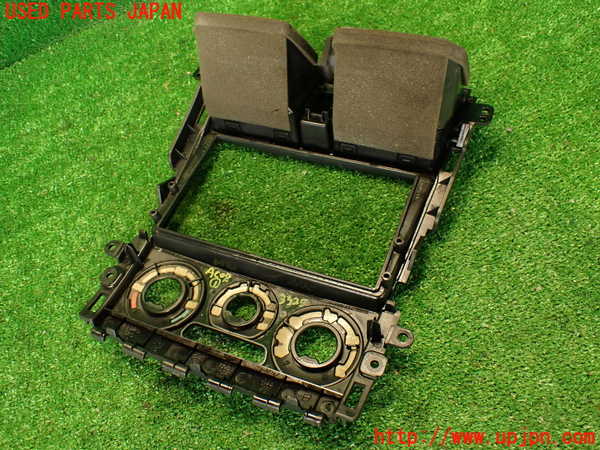 2UPJ-9233257526]コルト ラリーアート バージョンR(Z27AG)エアコン吹き出し口1 (真中) 中古_5