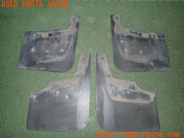 3UPJ=9233260054]パジェロ スーパーエクシード(V75W)前期 純正? マッドガード マッドフラップ 泥除け 4枚 中古_2