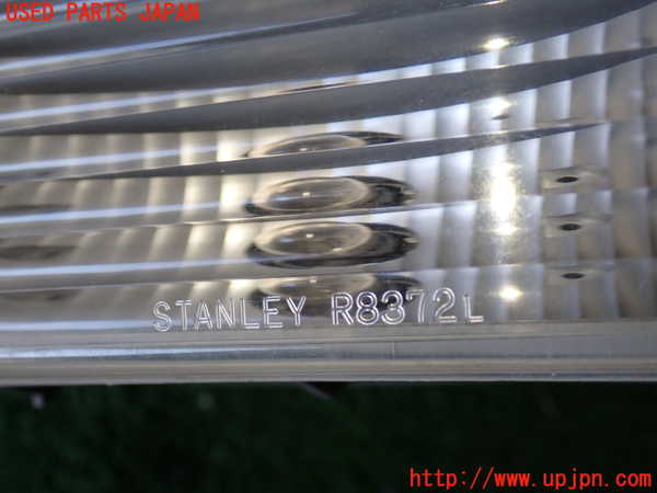 2UPJ-9233261156]パジェロ(V75W)左リアコーナーランプ 中古_2