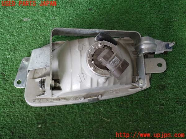 2UPJ-9233261180]パジェロ(V75W)右フォグ 中古_3