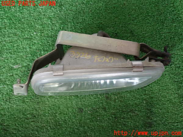 2UPJ-9233261182]パジェロ(V75W)左フォグ 中古_2