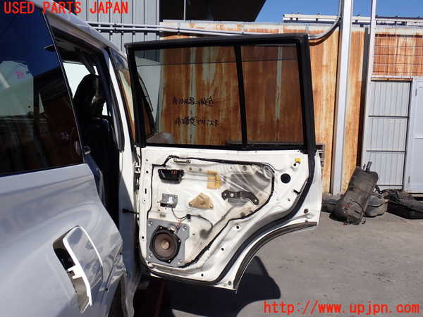 2UPJ-9233261290]パジェロ(V75W)右後ドア (43R-00150) 中古_5