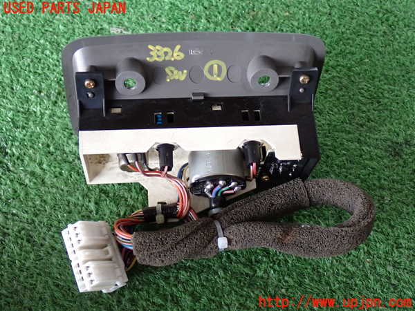 2UPJ-9233266306]パジェロ(V75W)スイッチ1 中古_2