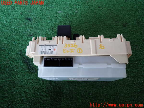 2UPJ-9233266741]パジェロ(V75W)ヒューズボックス1 中古_3