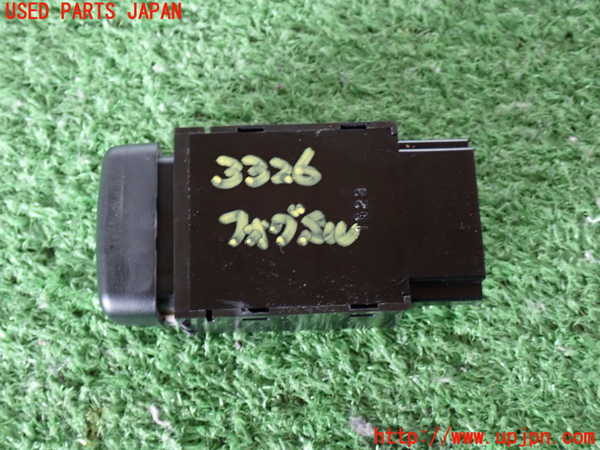 2UPJ-9233266295]パジェロ(V75W)フォグスイッチ 中古_2