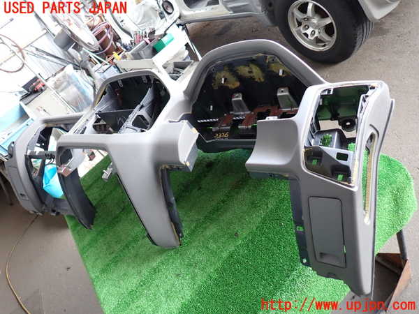 2UPJ-9233267505]パジェロ(V75W)ダッシュボード 中古_2