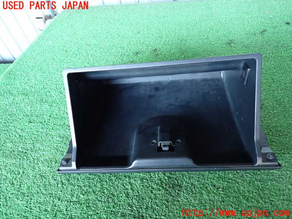 2UPJ-9233267516]パジェロ(V75W)グローブボックス1 中古_2