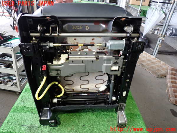 2UPJ-9233267035]パジェロ(V75W)運転席シート 中古_5