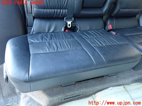 2UPJ-9233267145]パジェロ(V75W)右2列目シート 中古_2