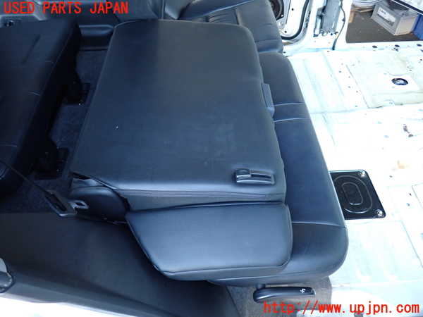 2UPJ-9233267145]パジェロ(V75W)右2列目シート 中古_4