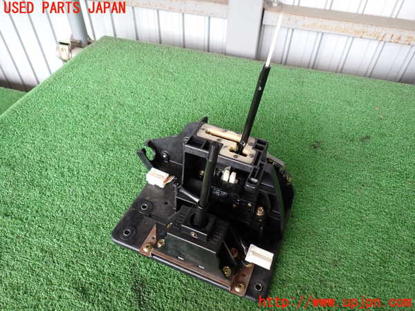 2UPJ-9233267555]パジェロ(V75W)ATシフトレバー 中古_2