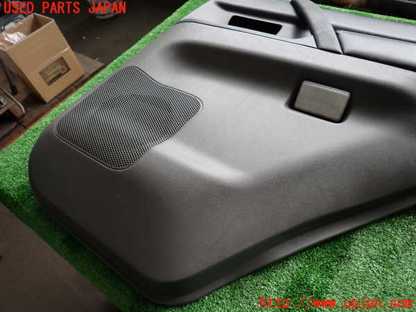 2UPJ-9233261294]パジェロ(V75W)右後ドア内張り 中古_2
