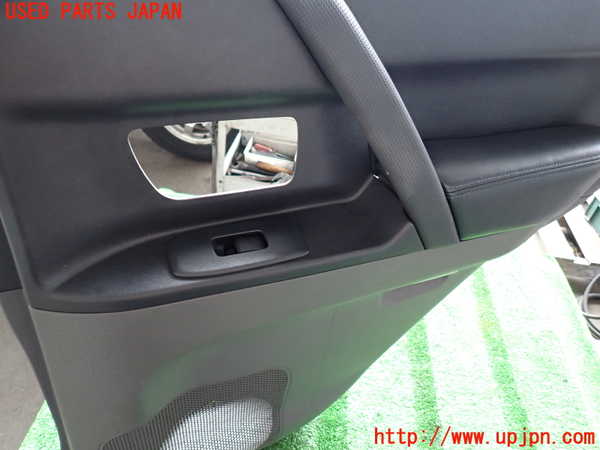 2UPJ-9233261294]パジェロ(V75W)右後ドア内張り 中古_3