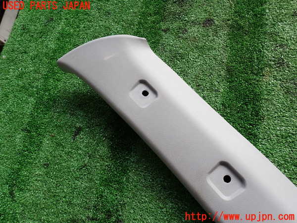 2UPJ-9233267660]パジェロ(V75W)左フロントピラートリム 中古_2