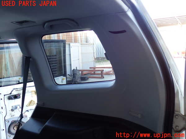 2UPJ-9233267675]パジェロ(V75W)右リアピラートリム 中古_2