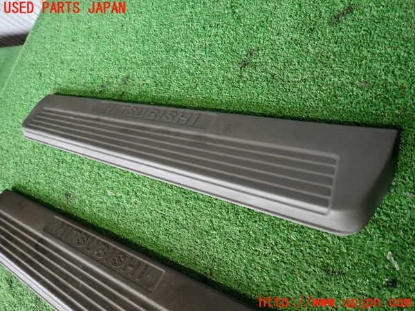 2UPJ-9233267740]パジェロ(V75W)スカッフプレート 中古_3