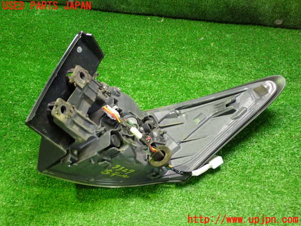 2UPJ-9233271536]レクサス・CT200h(ZWA10)左テールランプ 中古_4