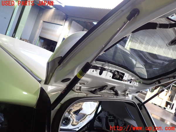 2UPJ-9233271584]レクサス・CT200h(ZWA10)リアゲートダンパー 中古_2