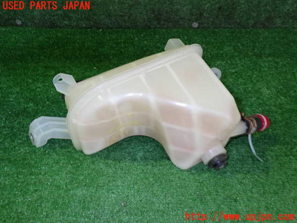 2UPJ-9233272410]レクサス・CT200h(ZWA10)ラジエータータンク 中古_2