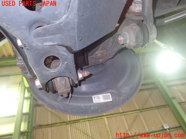2UPJ-9233274305]レクサス・CT200h(ZWA10)左リアナックルハブ 中古_2