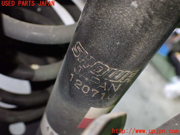 2UPJ-9233275075]レクサス・CT200h(ZWA10)左リアショックアブソーバー 中古_2