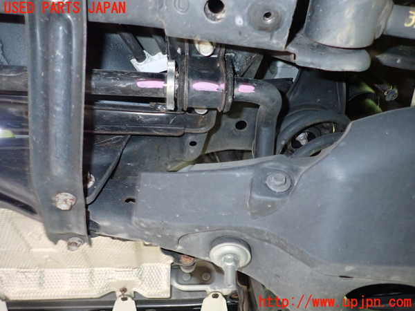 2UPJ-9233275445]レクサス・CT200h(ZWA10)リアスタビライザー 中古_3