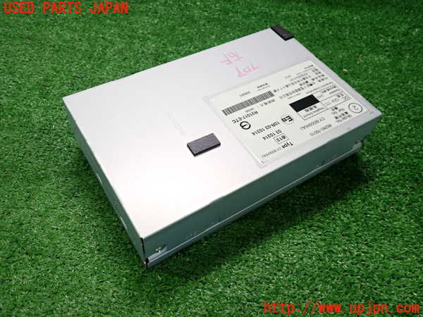2UPJ-9233276525]レクサス・CT200h(ZWA10)アンプ 中古_2