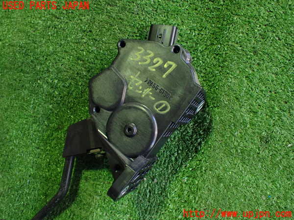 2UPJ-9233276381]レクサス・CT200h(ZWA10)センサー1 中古_2