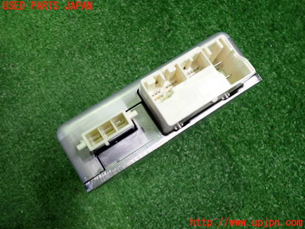 2UPJ-9233276135]レクサス・CT200h(ZWA10)パワステコンピューター 中古_3