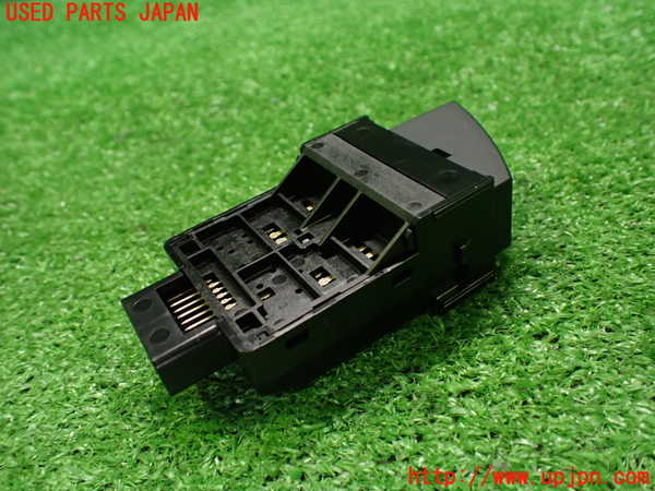2UPJ-9233276290]レクサス・CT200h(ZWA10)ハザードスイッチ 中古_3