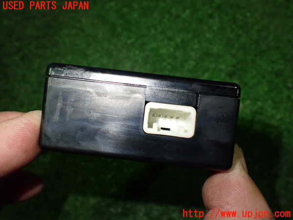 2UPJ-9233276860]レクサス・CT200h(ZWA10)バッテリー 中古_3