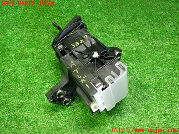 2UPJ-9233277555]レクサス・CT200h(ZWA10)ATシフトレバー 中古_2