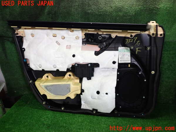 2UPJ-9233271234]レクサス・CT200h(ZWA10)右前ドア内張り 中古_4