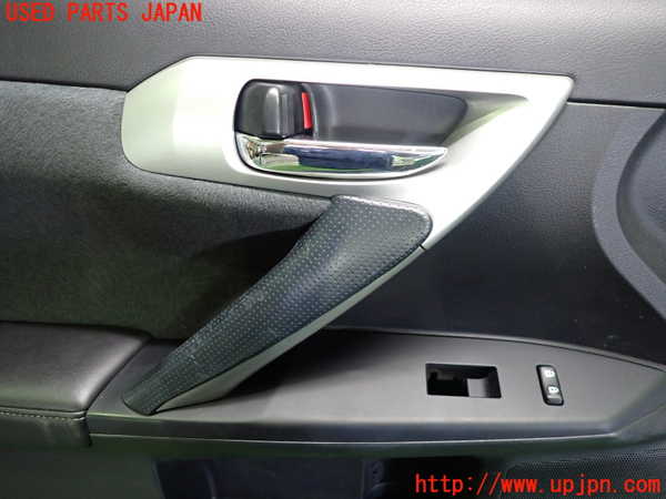 2UPJ-9233271264]レクサス・CT200h(ZWA10)左前ドア内張り 中古_2