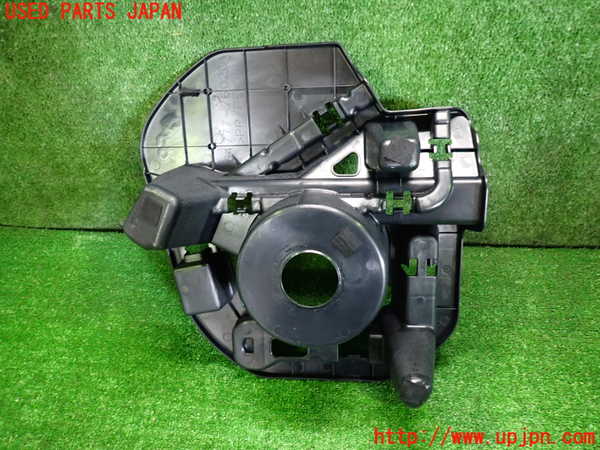 2UPJ-9233277773]レクサス・CT200h(ZWA10)ラゲッジトレイ3 中古_2