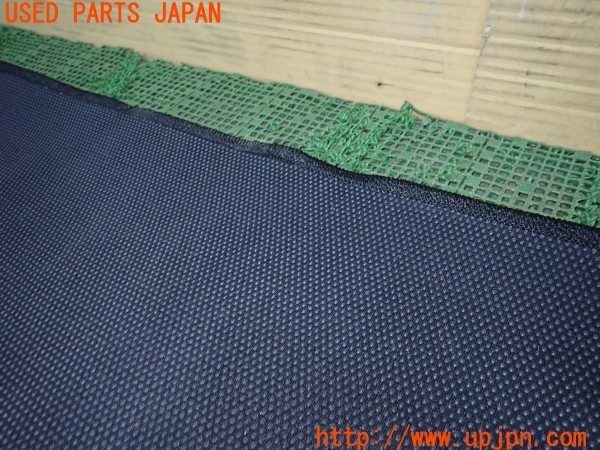 3UPJ=9233280634]ベンツ C200 ステーションワゴン スポーツ(205242 S205)純正 A2056800703 ラゲッジマット 中古_4