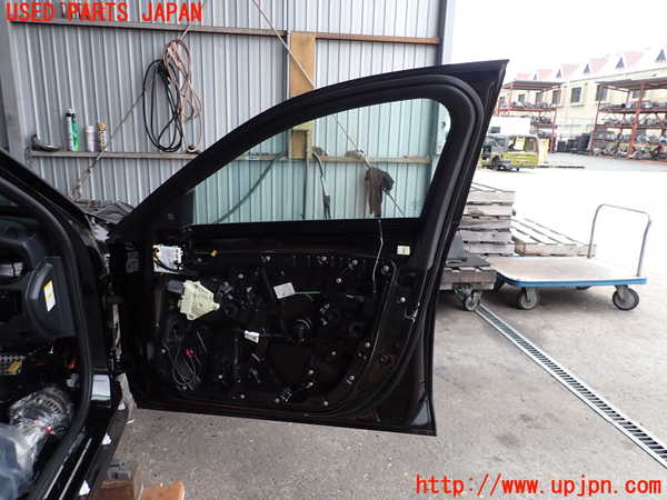 2UPJ-9233281230]ベンツ C200 ステーションワゴン(205242)(205)右前ドア 中古(43R-00049 M25)_4