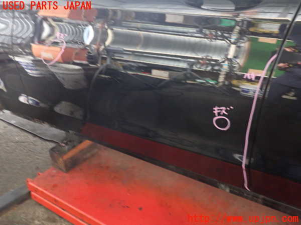 2UPJ-9233281260]ベンツ C200 ステーションワゴン(205242)(205)左前ドア 中古(43R-00049 M25)_2